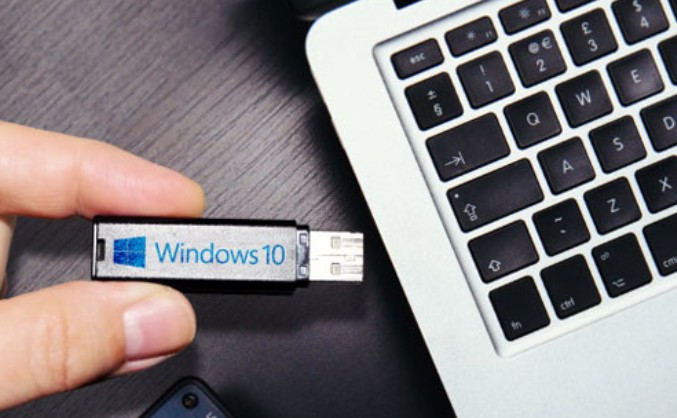 Huong dan tao USB cuu ho Windows 10 7