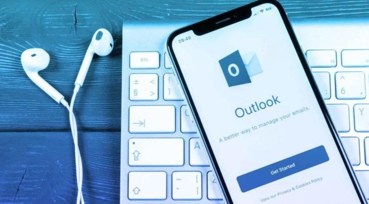 Khám phá tính năng quản lý công việc trong Outlook 2021